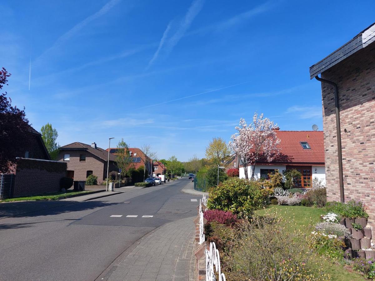 Zimmer Im Landhaus Erkelenz Bagian luar foto