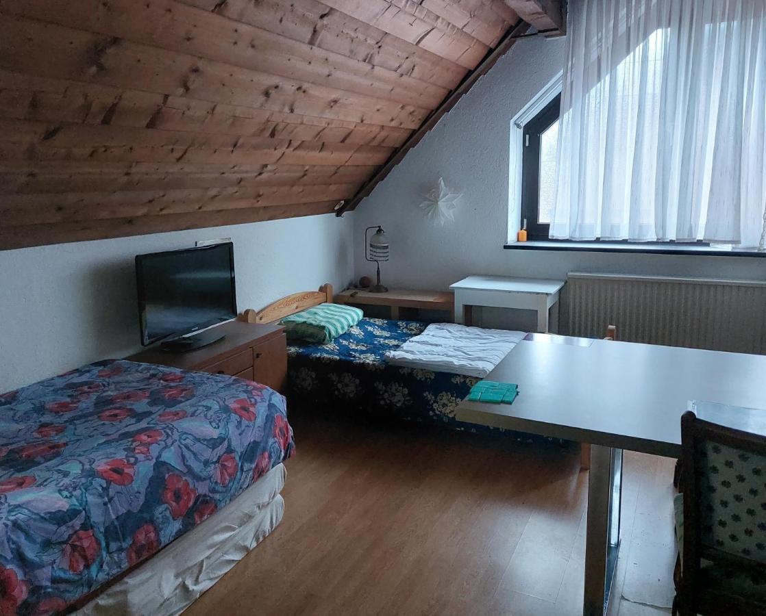 Zimmer Im Landhaus Erkelenz Bagian luar foto